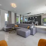 Villa Ren