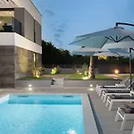 Villa Ren Zaton (Zadar)