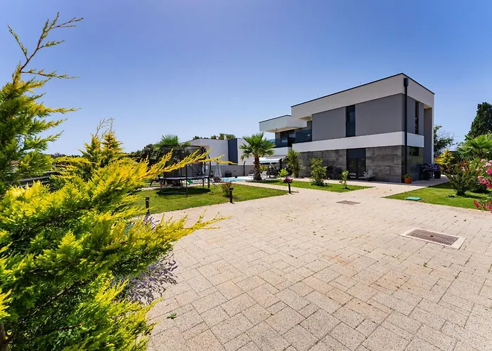 Ren Vila Zaton (Zadar)